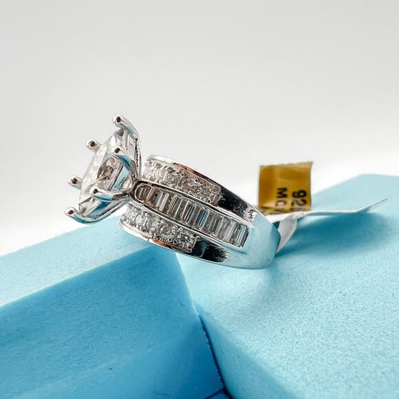 925 Sterling Sliver Moissanite Wedding/Engagement Ring, 2.0ctw VVS Stones with B - Picture 7 of 8